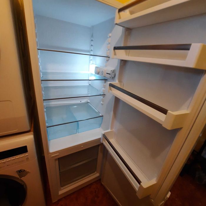 НОВ !!! Гаранция 7 години!Хладилник с фризер Liebherr !Намалена цена!