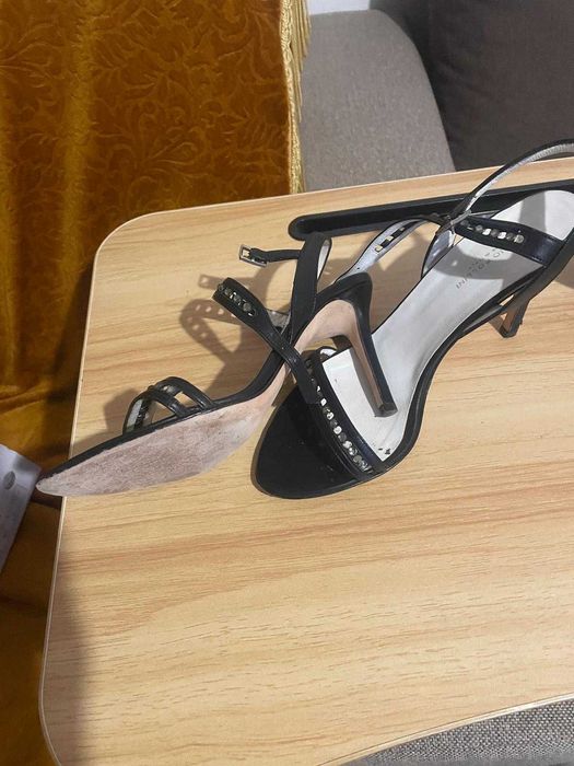 pantofi si sandale de ocazie