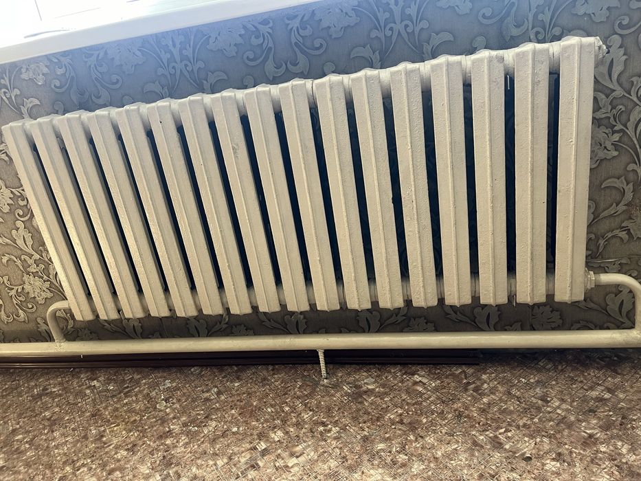 Срочна продам батареи чугунное.