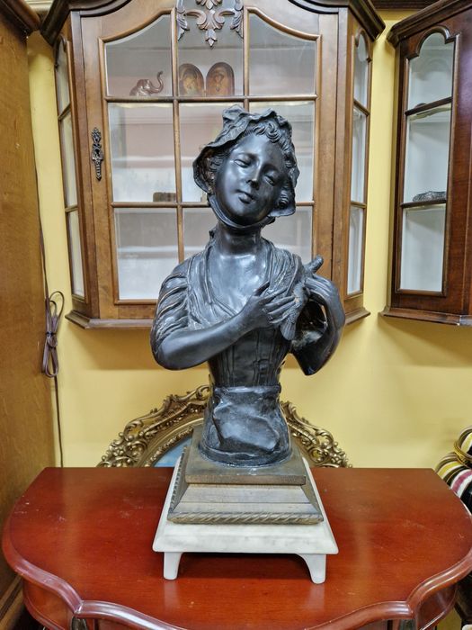 Уникален голям антикварен английски бронзов бюст