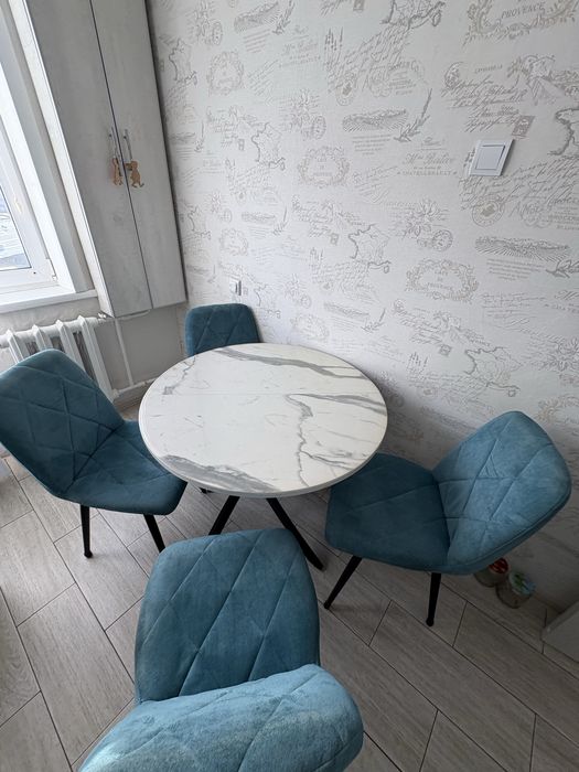 Продам стол кухонный трансформер