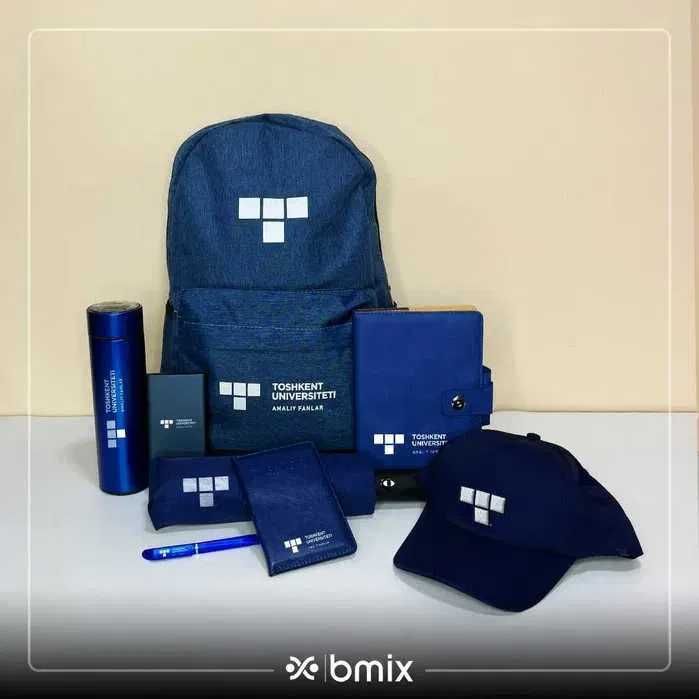 Рюкзаки с логотипом