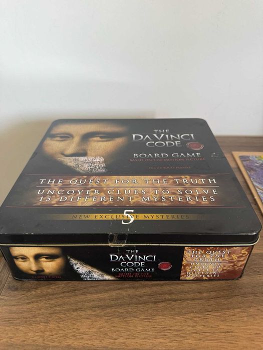 Joc de societate The Da Vinci Code – ediție în cutie metalică, complet, nou