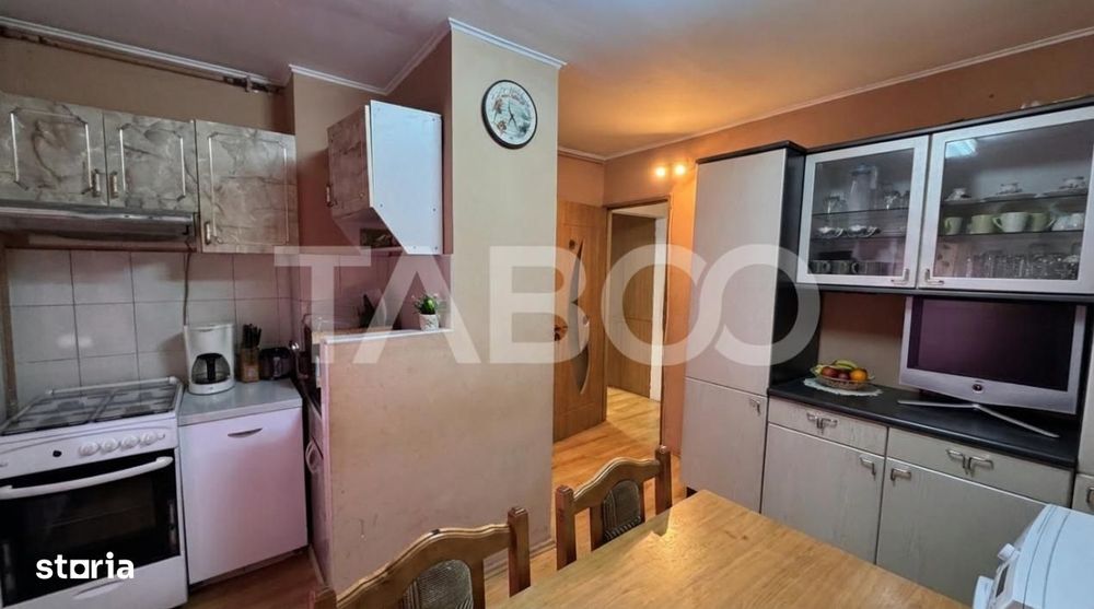 Apartament cu 2 camere de vanzare mobilat utilat  Broscarie Sibiu