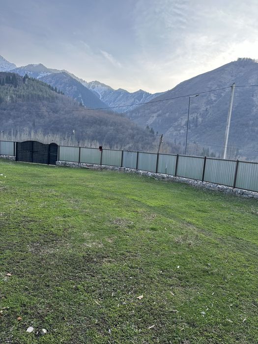 Продам участок в Алма-Арасане