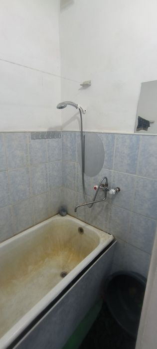 Ijaraga 2 xonali kvartira faqat YIGIT bolalar