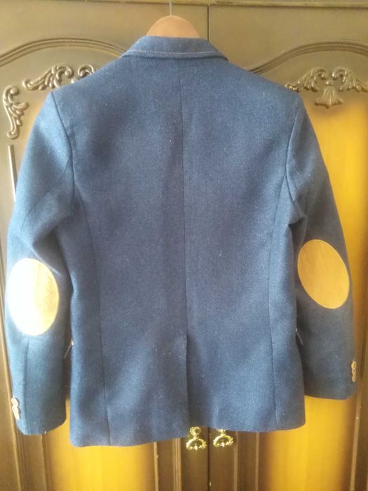 Продам пиджак для мальчика
