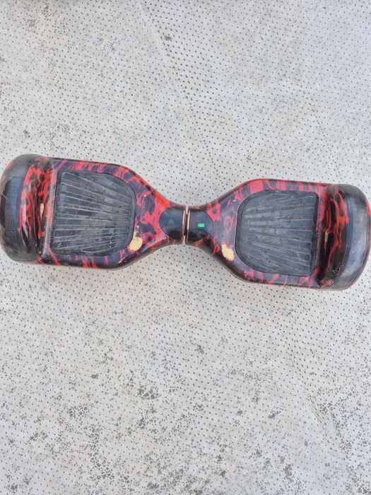 Vand 2 Hoverboard -uri la 400 lei