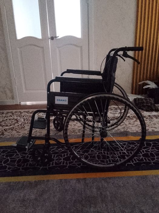 Инвалидни коляска