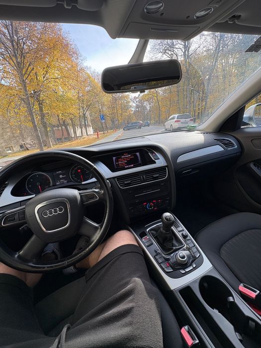 Vand audi a4 b8….