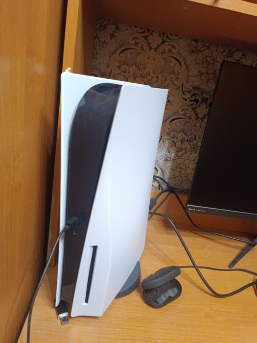 PLAYSTATION 5 с дисководом
