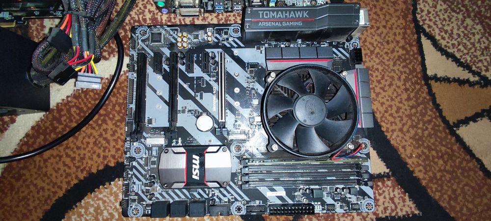 Мат плата и видео карта