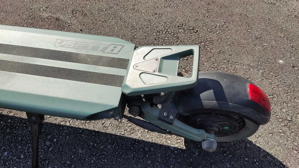 Vsett 8 48V/15.6Ah електрическа тротинетка