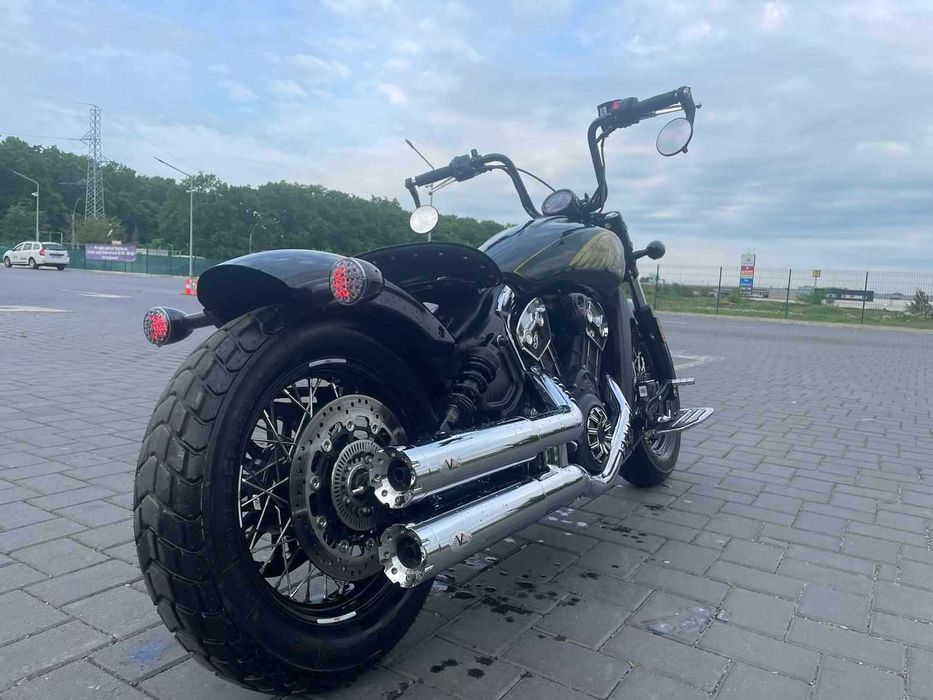 Indian Scout Bobber Twenty 2022,Custom ,14000 km