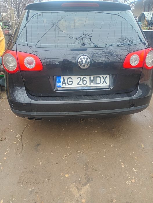 vând Volkswagen passat B6 2.0 tdi 2006