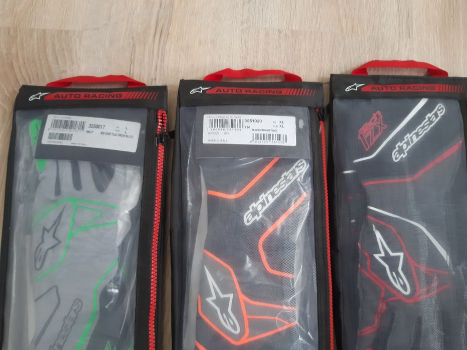 Alpinestars, combinezoane auto,mănuși auto