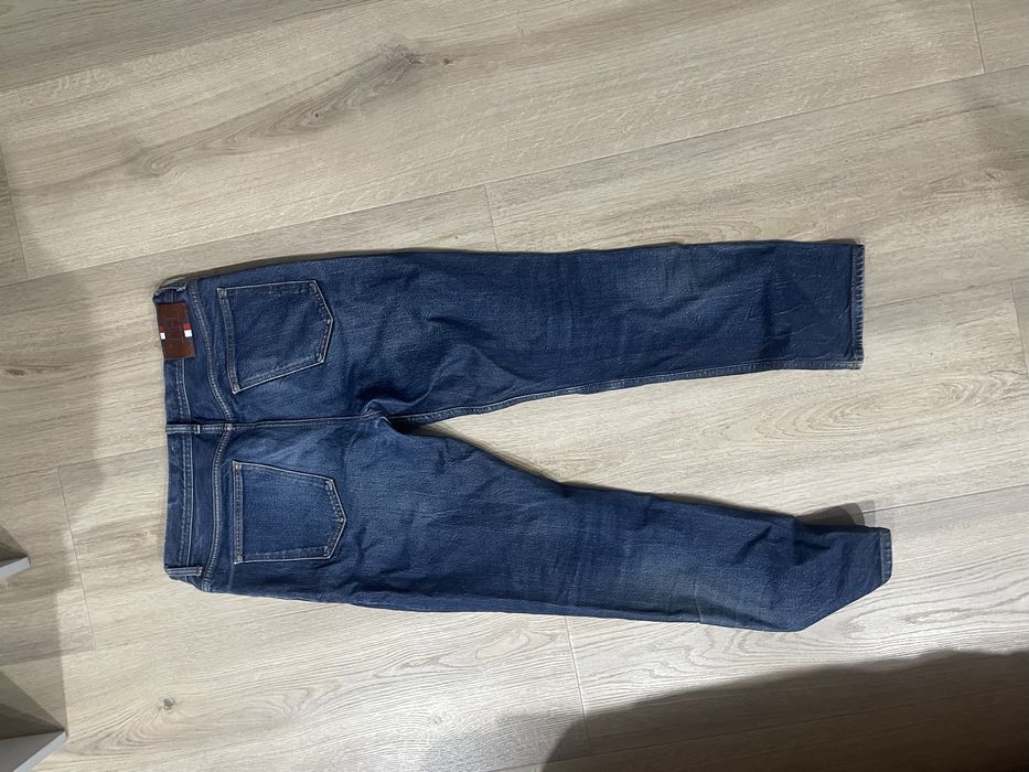 Джинсы Tommy Hilfiger