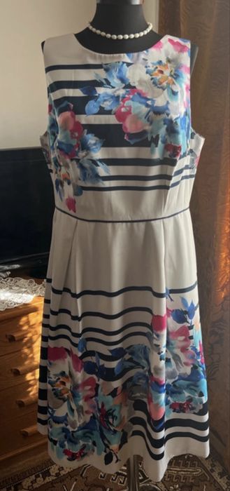 Rochie eleganta din satin