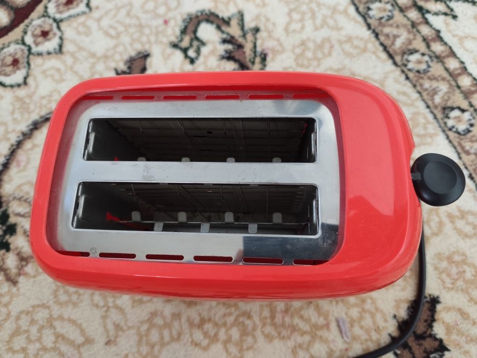 Тостер в отличном состоянии, пользовались не много