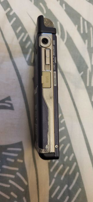 Olympus DS-50 Digital Voice Recorder fuctional urme vizibile de  uzura  de piese+ microfonul extern