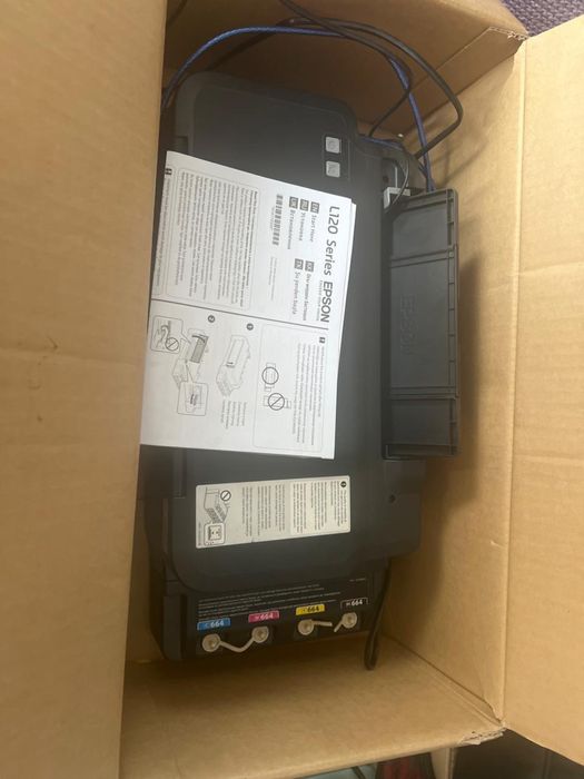 Продаю принтер рабочий