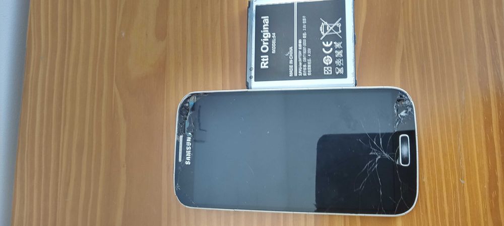 Telefon Samsung cu 2 baterii dezmembrări