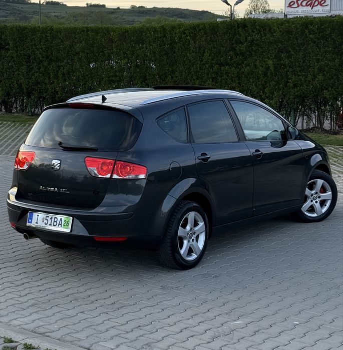 * Seat Altea XL * 1.9 TDI  * FACELIFT * 2010 * Trapă * Navi * BLS *