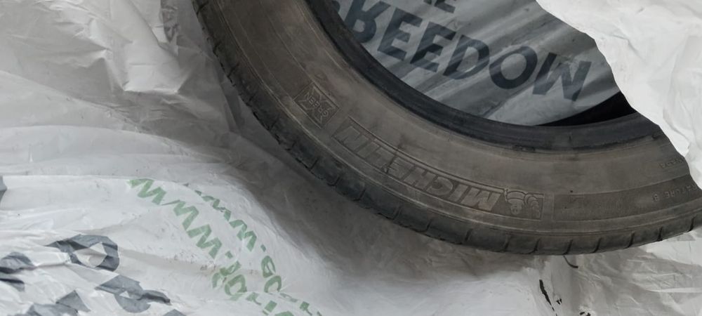 Продаю шины летние