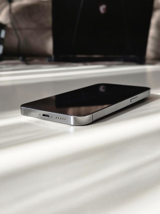 IPhone 13 Pro 128gb (с гаранция)