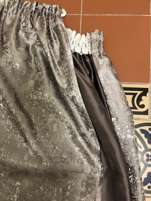 Продам шторы блэкаут