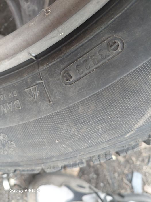 Перфектни 4 бр. джанти с гуми мерцедес