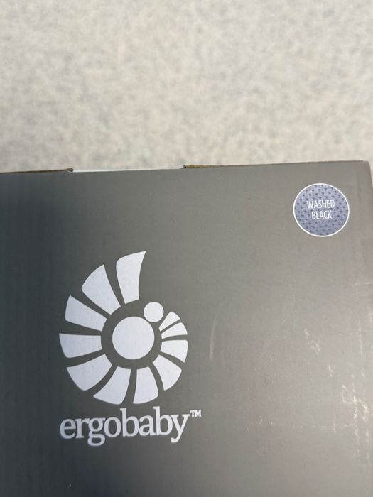 Ергономична раница за бебе Ergobaby Embrace