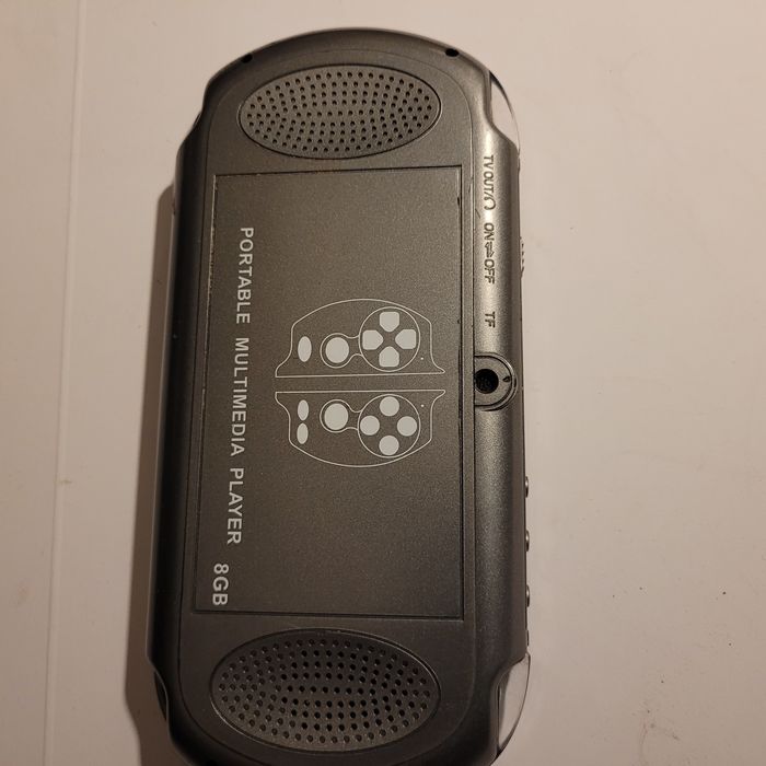 Електронна игра  .