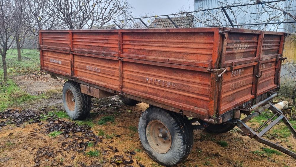 Internațional 453 3 pistoane + Remorcă 5T