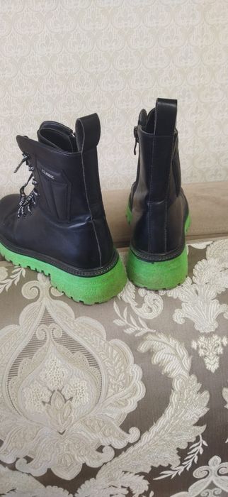 Продам не дорого обувь