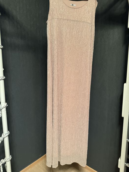 Продается новое платье