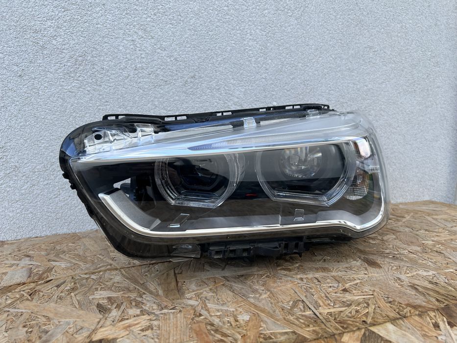 Far stanga BMW X1 F48 Full LED Original Europa