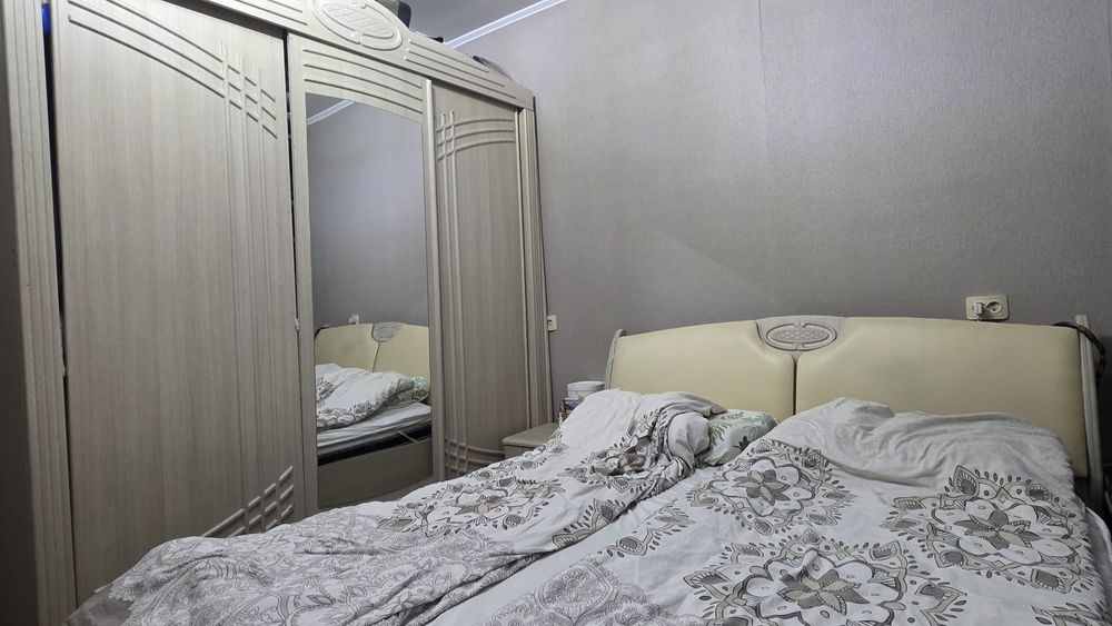 Продам мебель, шкаф и кровать