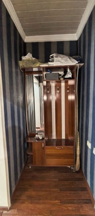 Сдается 2 ком Абай Круг Ближе к Метро Ганга и Таш.Сити Студентам тоже