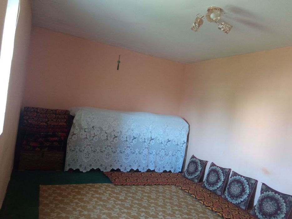 Уй ва магазин биргаликда сотилади