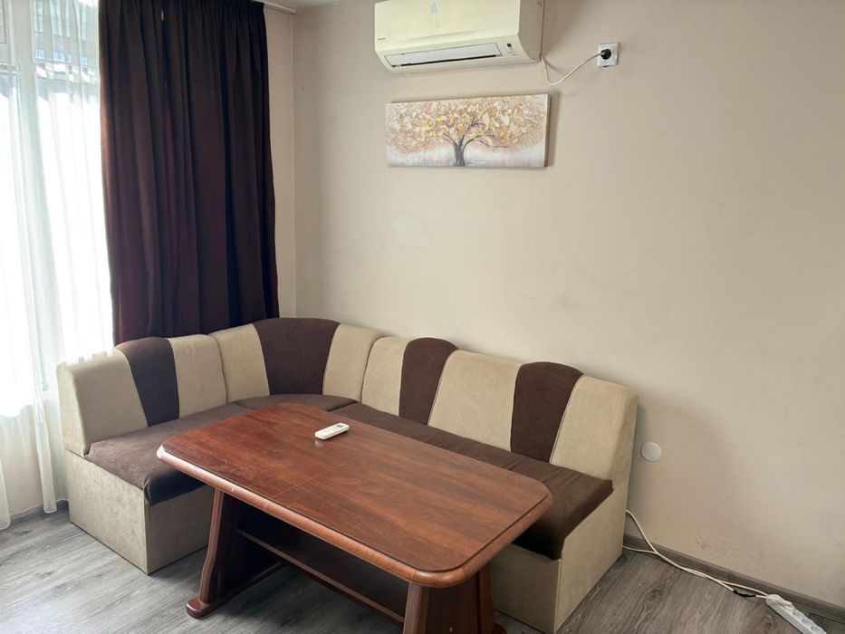 Дава се под наем Едностаен апартамент в Варна, Спортна зала - 27 кв.м за 348.84 € - Снимка #4