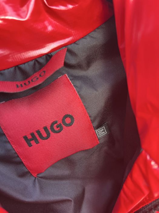 Geaca Hugo Boss,noua cu eticheta!