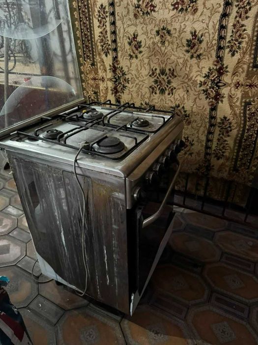 Продаётся газовая плита