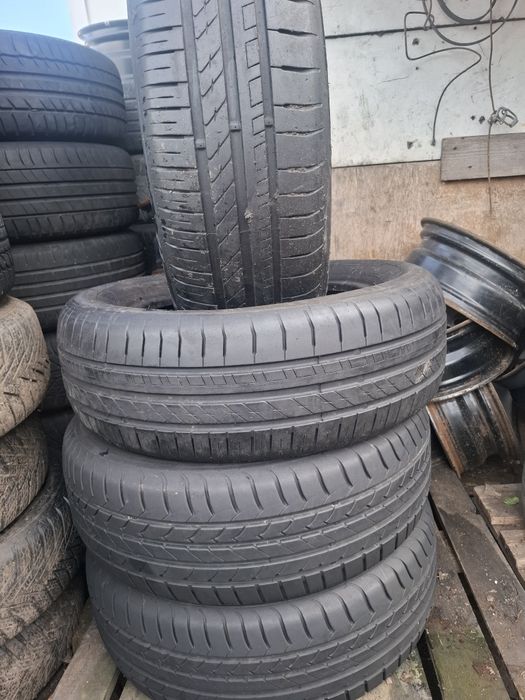 Vand 2 sau 4 anvelope 205 60 16 ca noi vara dot 2023