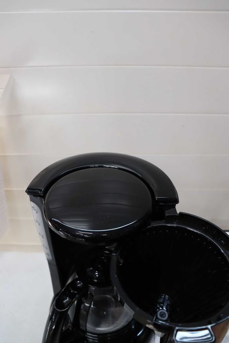 Moulinex Subito FG360D филтърна кафе машина, стъклена кана, 10-15 чаши, капацитет 1.25 л, функция за автоматично изключване,  неръждаема стомана