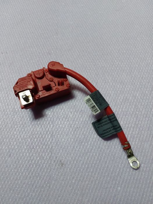 Borna baterie plus cu capsa BMW E81 E87 Cod 9130879