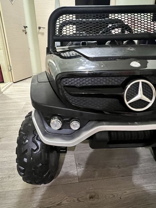 Машинка детская б/у