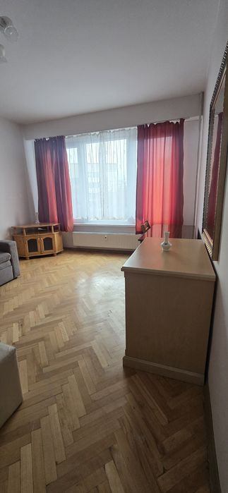 Дава под наем 2-стаен Младост 1,до Окръжна Болница