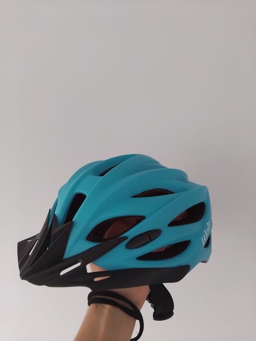 Casca de bicicleta albastra wolt