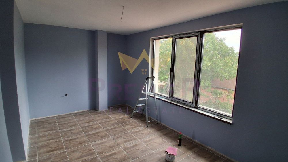 Продава се Къща в с. Шкорпиловци, Област Варна - 200 кв.м за 1250 €/кв.м - Снимка #11